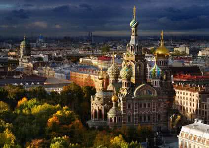 莫斯科圣彼得堡+金银双环+皇家双庄园经典9日